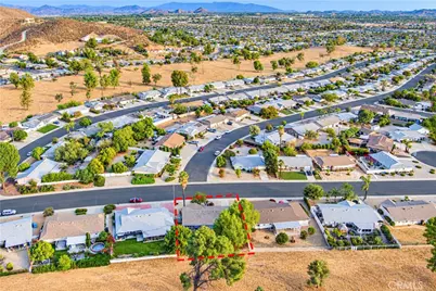 26790 Oakmont Drive, Sun City, CA 92586 - Photo 32