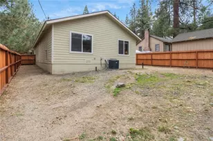 5568 Lodgepole Dr, Wrightwood, CA 92397 - Photo 22
