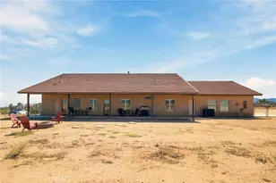59494 Campanula St, Yucca Valley, CA 92284 - Photo 2