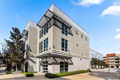 918 E Civic Center, Santa Ana, CA 92701 - Photo 4