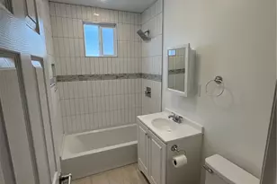 2067 Delta, Long Beach, CA 90810 - Photo 16