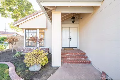19717 Frank, Cerritos, CA 90703 - Photo 2
