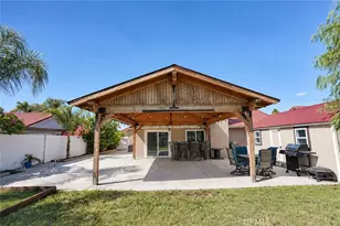 8967 Box Elder Ct, Fontana, CA 92335 - Photo 24