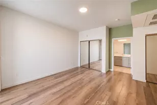 1055 S Serrano Ave, Los Angeles, CA 90006 - Photo 8