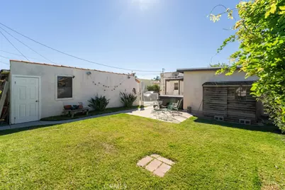 1539 W 94th Place, Los Angeles, CA 90047 - Photo 42