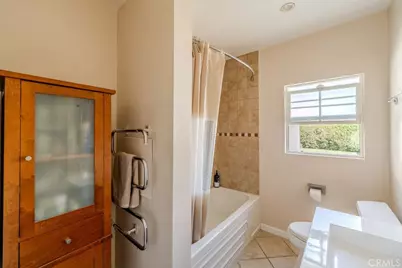 1539 W 94th Place, Los Angeles, CA 90047 - Photo 26