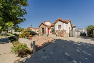 1539 W 94th Pl, Los Angeles, CA 90047 - Photo 2
