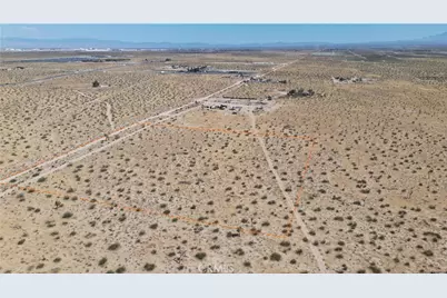 24204 Aster Road, Adelanto, CA 92301 - Photo 2