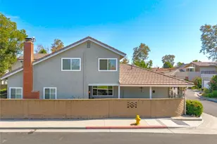 11389 Nayshon Ct, Cypress, CA 90630 - Photo 4