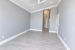 7327 Linden, Carlsbad, CA 92011 - Photo 4