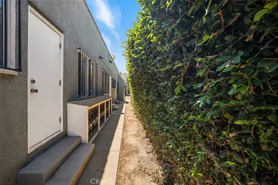 1306 E Hellman Street, Long Beach, CA 90813 - Photo 6