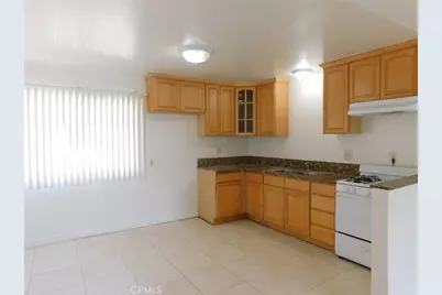 7761 Mandrell Drive, Huntington Beach, CA 92647 - Photo 22