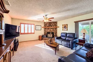 14760 Hopland, Victorville, CA 92394 - Photo 12