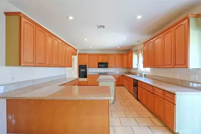 11722 West, Garden Grove, CA 92840 - Photo 18