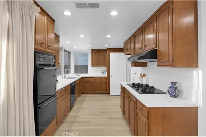 9683 Amberwick Circle, Cypress, CA 90630 - Photo 18
