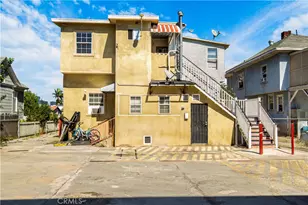 134 E 31st St, Los Angeles, CA 90011 - Photo 16