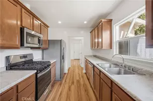 656 W 13th St, San Pedro, CA 90731 - Photo 4