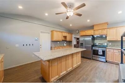 418 Union, Brea, CA 92821 - Photo 14