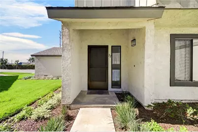 1455 W Cerritos Avenue #32, Anaheim, CA 92802 - Photo 2
