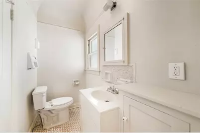702 E Chapman, Orange, CA 92866 - Photo 24
