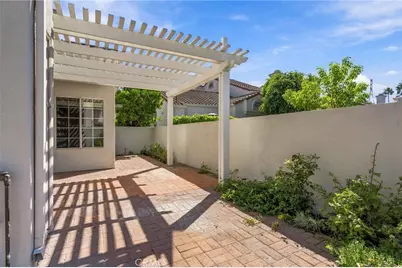 172 Almador, Irvine, CA 92614 - Photo 30