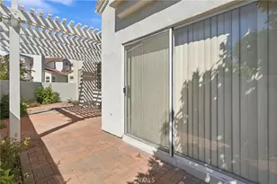 172 Almador, Irvine, CA 92614 - Photo 34