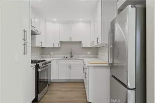 9201 Wakefield Ave, Panorama City, CA 91402 - Photo 8