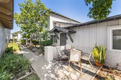 405 12th, Huntington Beach, CA 92648 - Photo 2