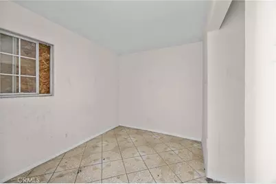 725 S Main Street, Santa Ana, CA 92701 - Photo 18