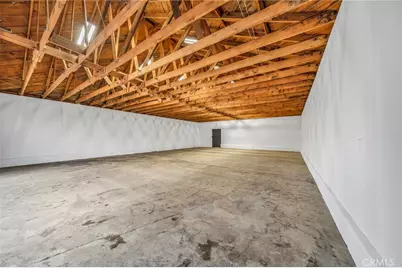 9611 S Vermont Ave, Los Angeles, CA 90044 - Photo 8