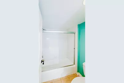 10623 Moorpark, North Hollywood, CA 91602 - Photo 20