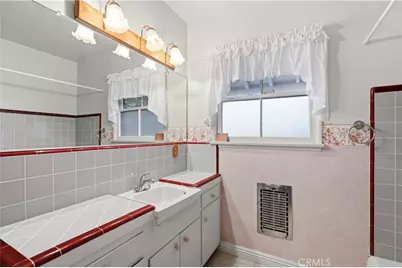 18122 Romelle, Santa Ana, CA 92705 - Photo 8