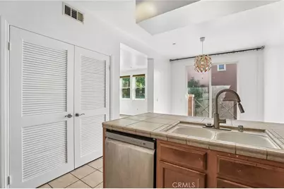 500 N Willowbrook #K-8, Compton, CA 90220 - Photo 10