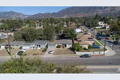 135 W Woodbury, Altadena, CA 91001 - Photo 28