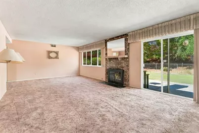 10431 Stonebank, Bellflower, CA 90706 - Photo 2