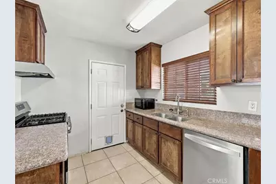 12261 211, Lakewood, CA 90715 - Photo 14