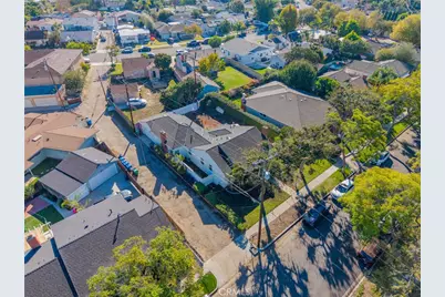 2032 Chatwin, Long Beach, CA 90815 - Photo 34