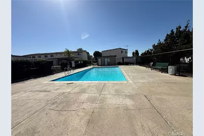 8180 Ferguson Green, Buena Park, CA 90621 - Photo 32