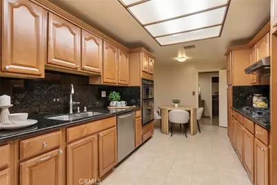 4444 Wilshire Boulevard #102, Los Angeles, CA 90010 - Photo 34