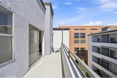 838 Pine #515, Long Beach, CA 90813 - Photo 18