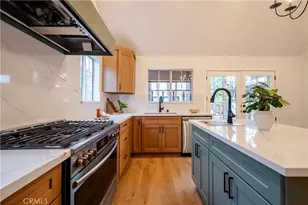 4721 5th Ave, Los Angeles, CA 90043 - Photo 18