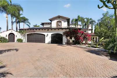 27641 Deputy, Laguna Hills, CA 92653 - Photo 4