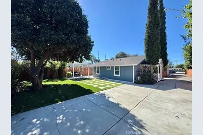 215 N McClay Street, Santa Ana, CA 92701 - Photo 4
