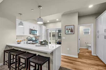 202 E 14th Street #5, Long Beach, CA 90813 - Photo 6