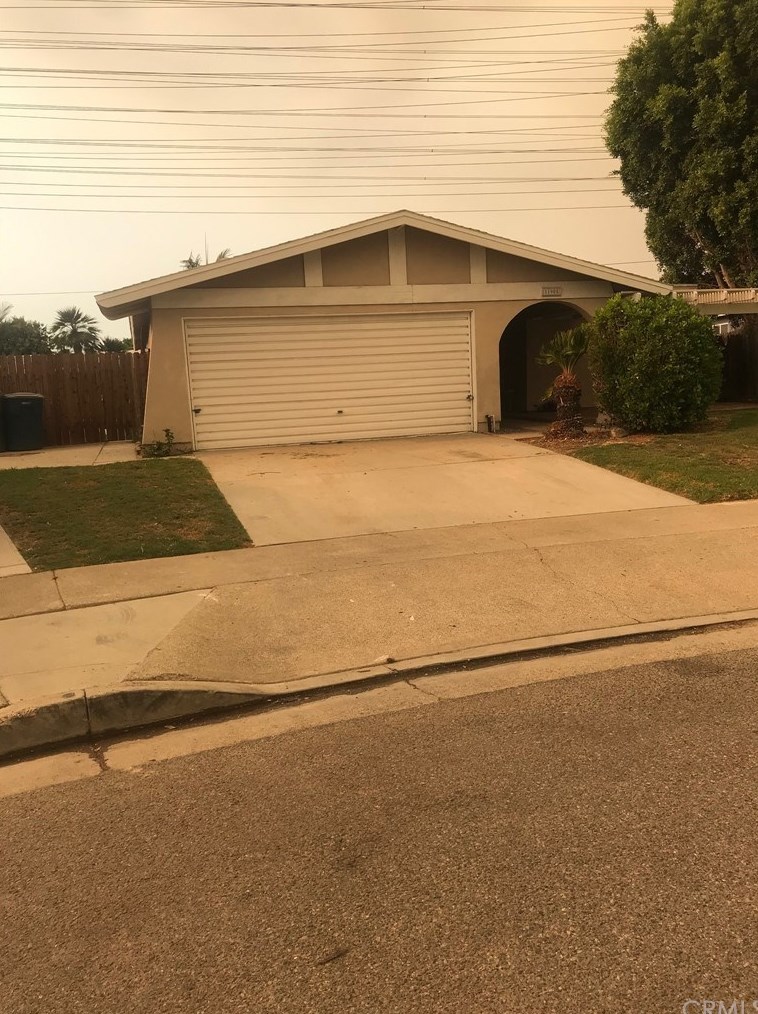 11905 Yearling St, Artesia, CA 90703-7614