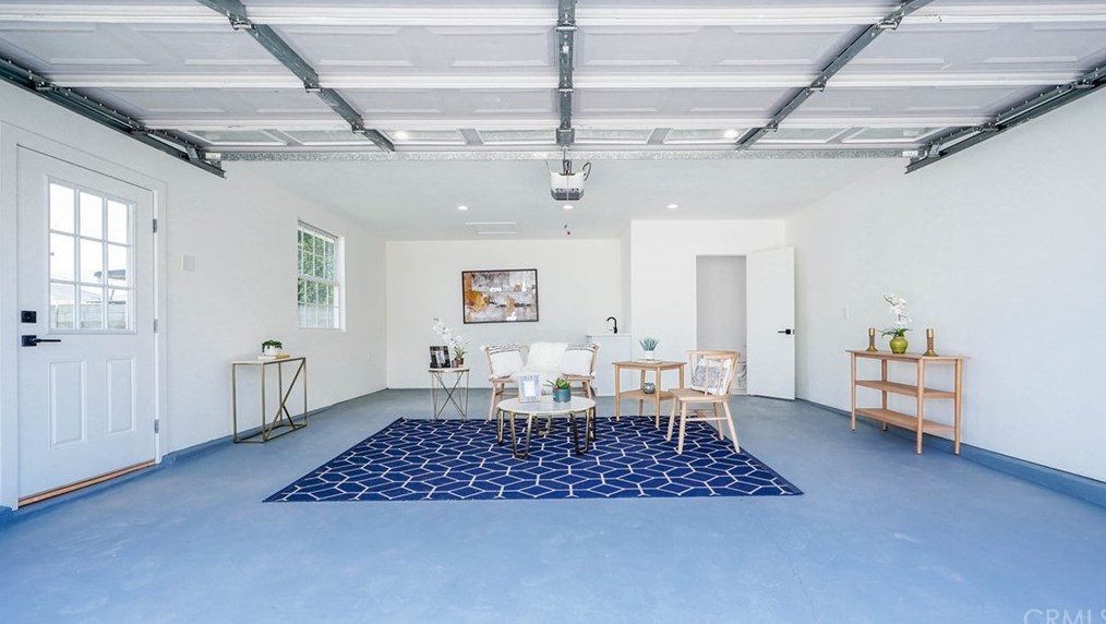 3002 73rd St, Los Angeles CA  90043-5337 exterior