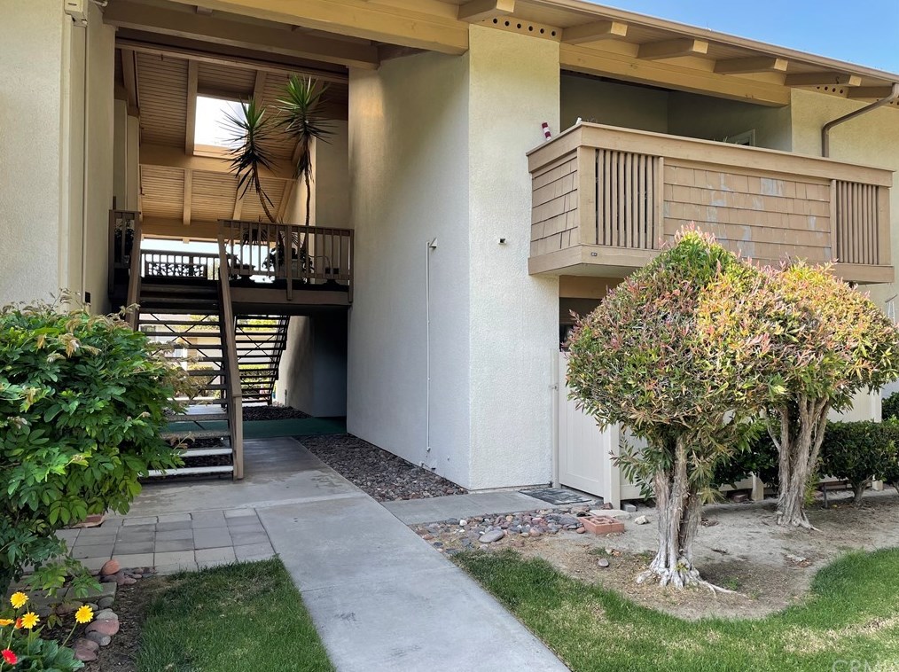 8877 Lauderdale Ct, Huntington Beach, CA 92646-6280