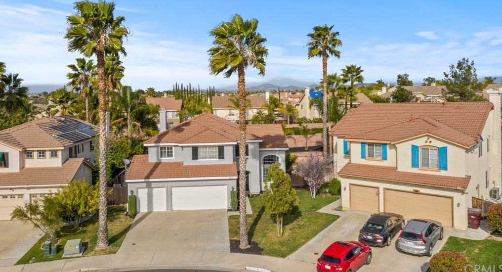 26458 John Adams St, Murrieta, CA 92563-6311