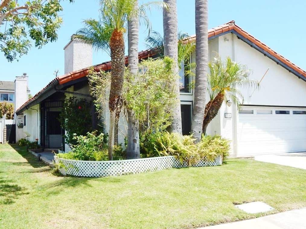 714 Redwood Ave, El Segundo, CA 90245-2058