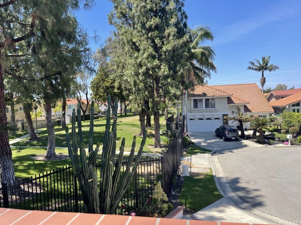 12508 Sandycreek Ln, Artesia, CA 90703-2049